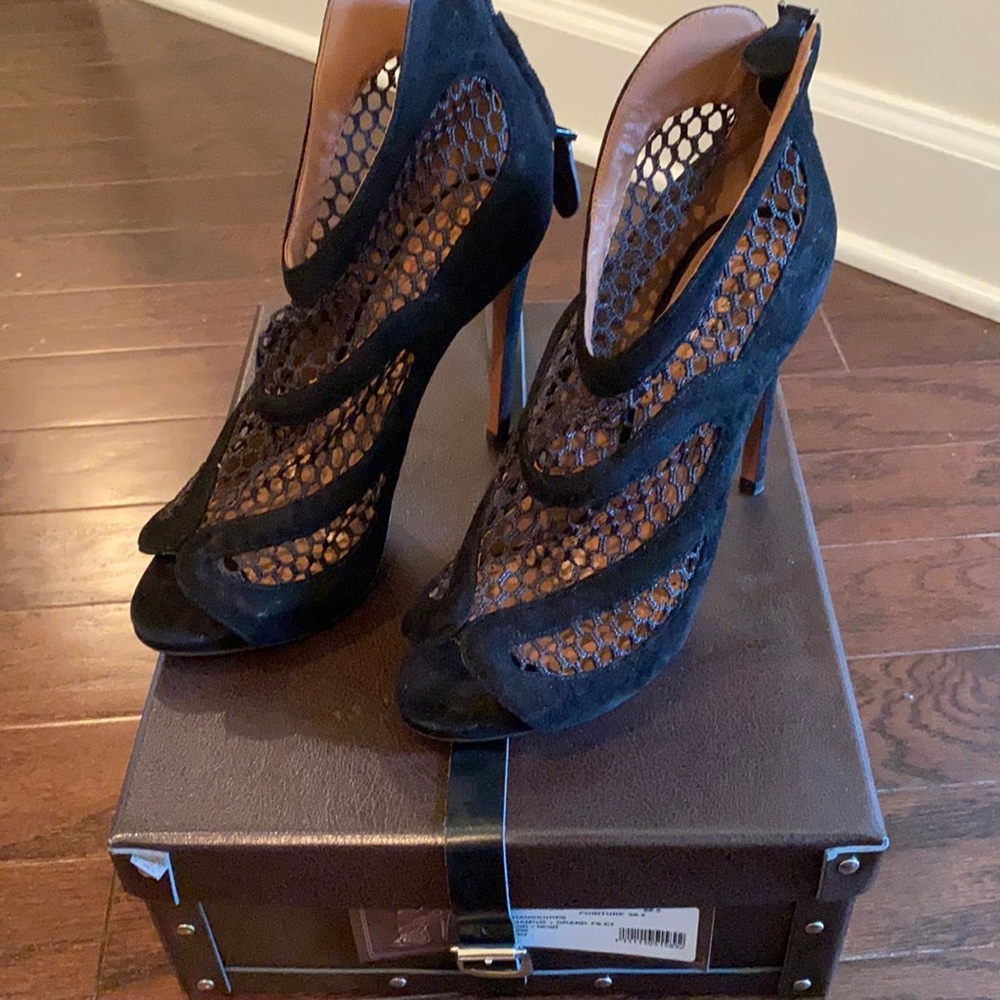 Alaia chamois grand filet booties